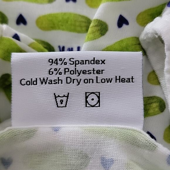 Pickles & Roses Pickles and Hearts All-Over Print Coveralls Romper 0-6 Months - Picture 11 of 11